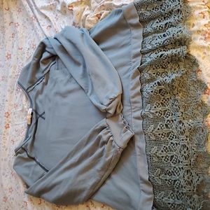 Green 2x sweater (Rewind Brand, its a Brand Meijer sells)